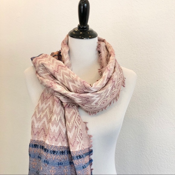 J Jill Quartz Tapestry Fringe Scarf Pink Blue Hues - Picture 2 of 7